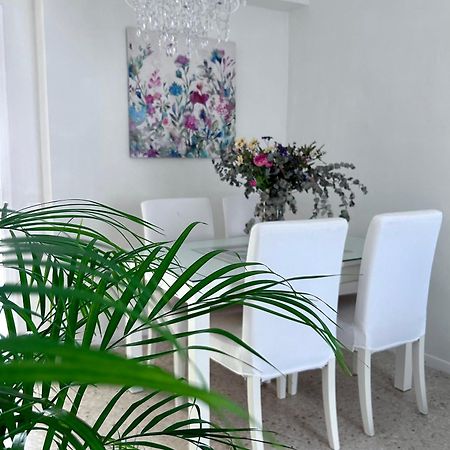 Arco Macarena Apartment เซบีญา ภายนอก รูปภาพ