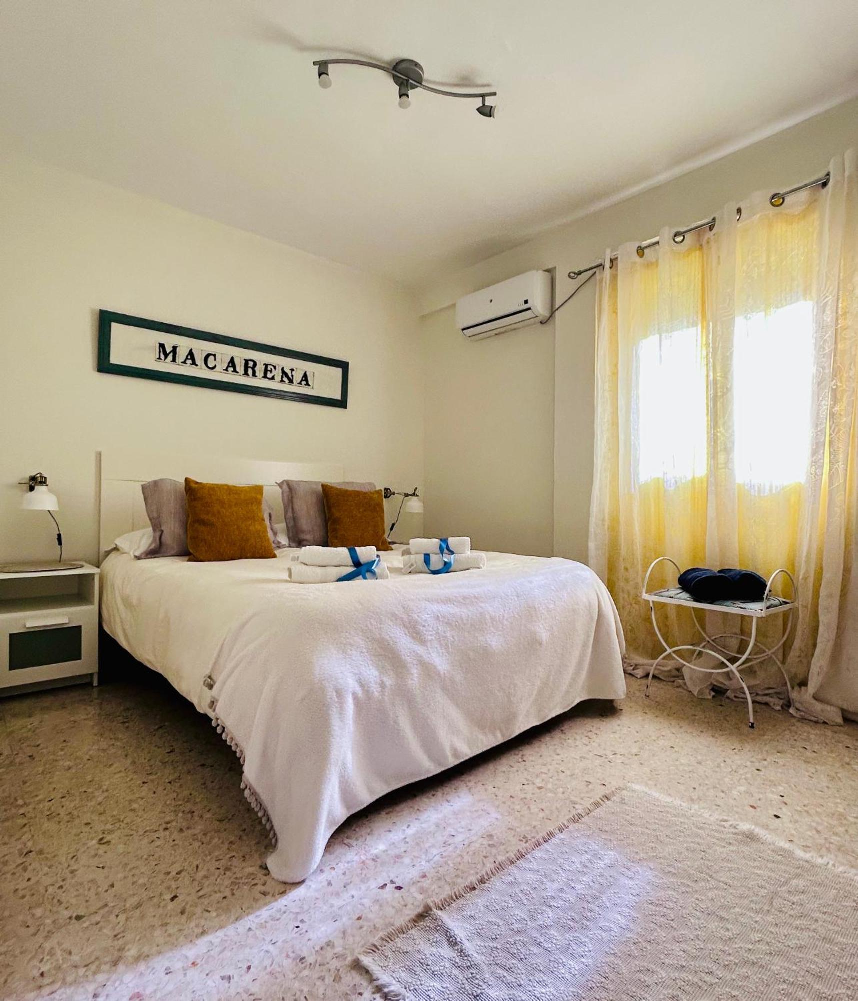 Arco Macarena Apartment เซบีญา ภายนอก รูปภาพ